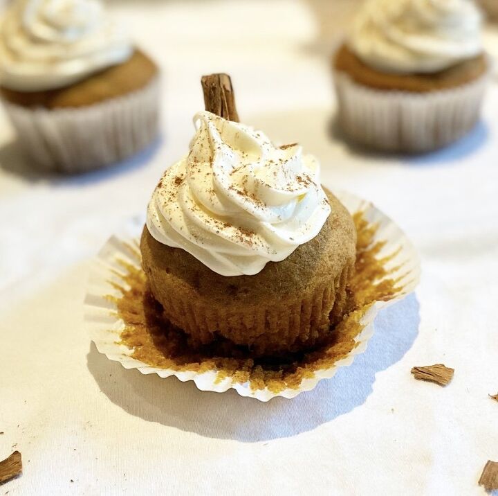 s 17 delightful cupcakes that will bring you joy, Pumpkin Spice Cupcakes