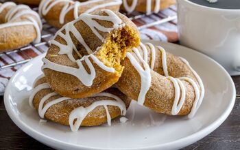 Pumpkin Spice Donuts With Apple Cider Glaze