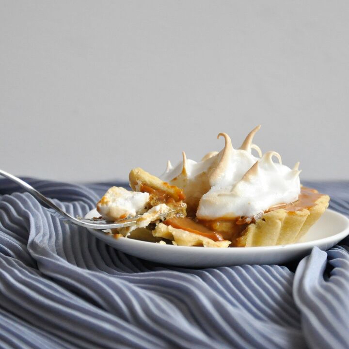 s 15 easy pies that will be your perfect dessert, Banoffee Meringue Pies