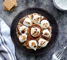 mores rolls with marshmallow meringue