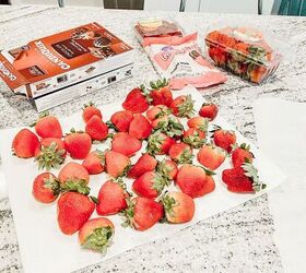 easy and quick chocolate covered strawberries