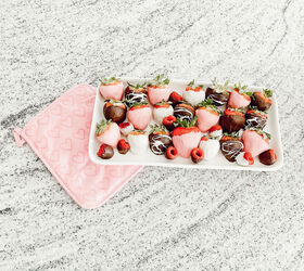 easy and quick chocolate covered strawberries, Yum They are so tasty