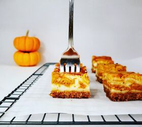 pumpkin swirl cheesecake bars
