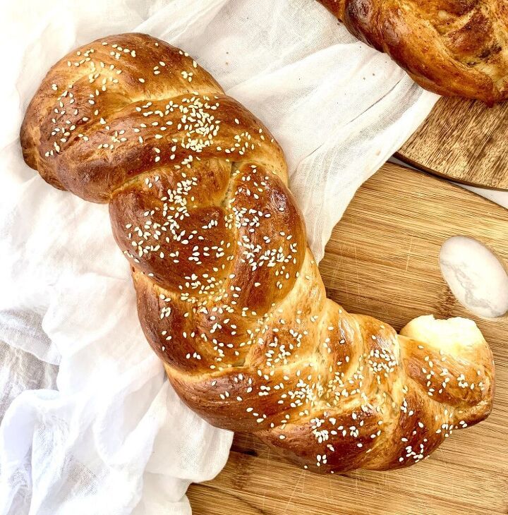 vegan cinnamon challah bread