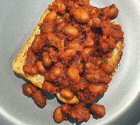 healthy beans on toast