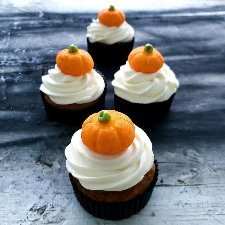 pumpkin patch cupcakes