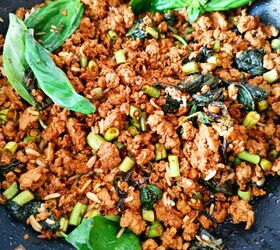 Stir Fried Thai Basil Minced Pork Pad Kra Pao