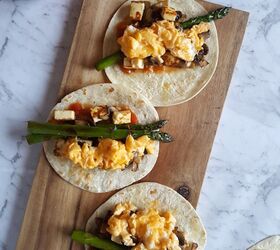 mushroom asparagus halloumi breakfast tacos