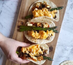 Mushroom, Asparagus & Halloumi Breakfast Tacos