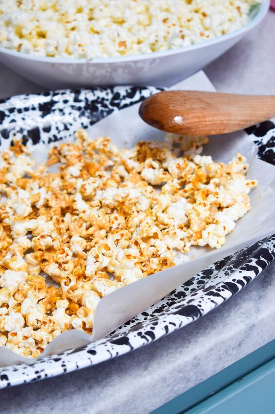 s 20 delicious treats for anyone who can t get enough caramel, Caramel Popcorn Recipe