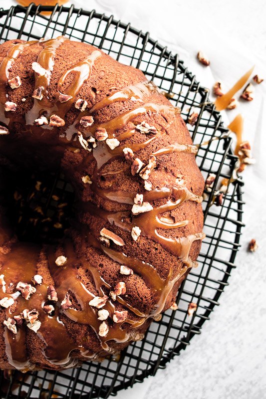 s 20 delicious treats for anyone who can t get enough caramel, The Best Caramel Apple Coffee Cake