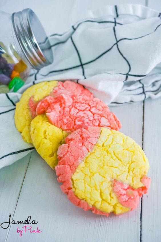 strawberry lemon crinkle cookies