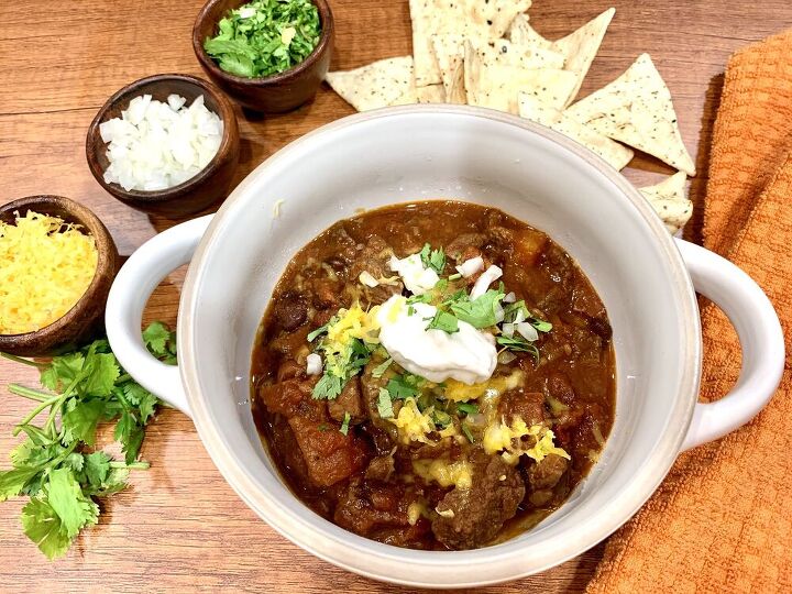 hearty bison chili bowl for the win, Bison Chili