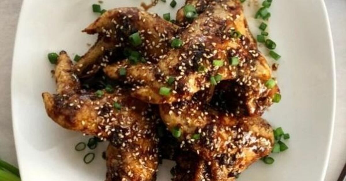 Easy Crispy Baked Asian Chicken Wings Recipe | Foodtalk