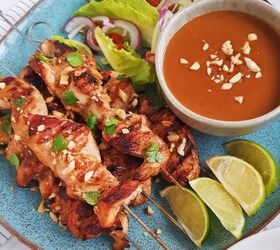 chicken satay skewers with peanut dipping sauce