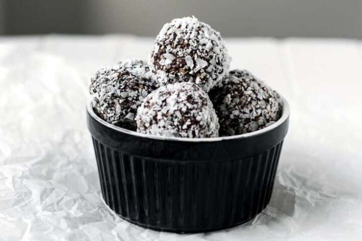 no bake christmas cookies bourbon balls recipe