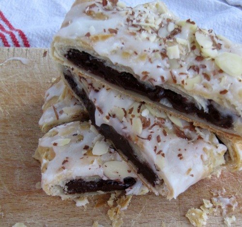easy almond chocolate danish pastry