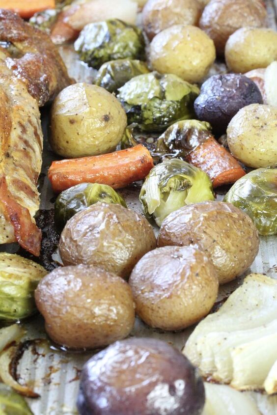 easy pork roast with vegetables