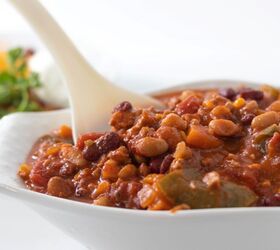 s 12 hearty chilis that will keep you warm this season, Hearty One Pot Turkey Chili