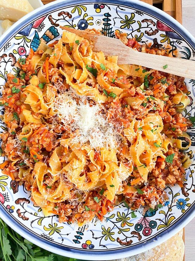 Italian Ragu Types Classic Italian Ragu– A Family Meal | Foodtalk