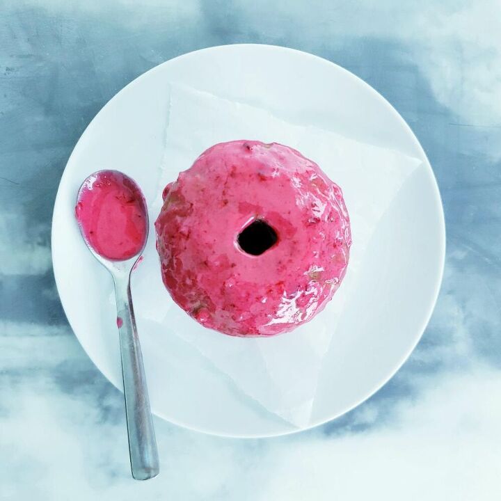 spiced donuts with cranberry glaze