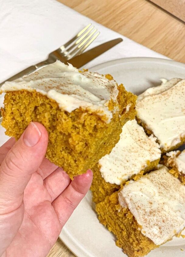 pumpkin spice cake with cream cheese frosting, That texture though
