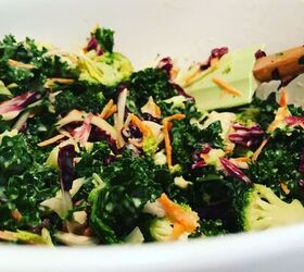 broccoli and kale slaw