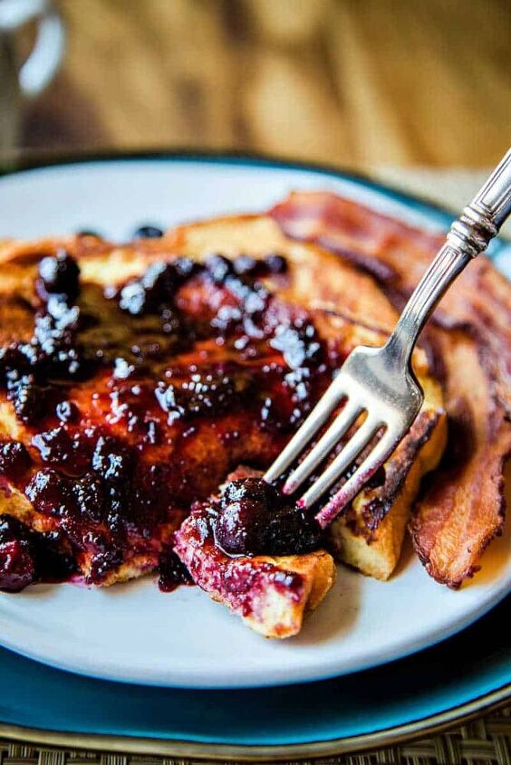 easy french toast with warm berry syrup
