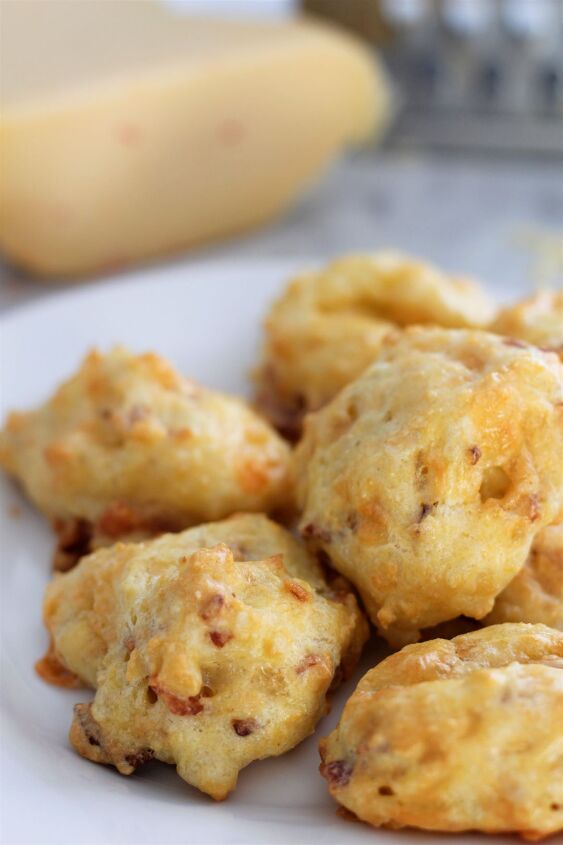 s 31 fun snacks and dishes to serve your team on game day, Bacon Cheddar Puffs