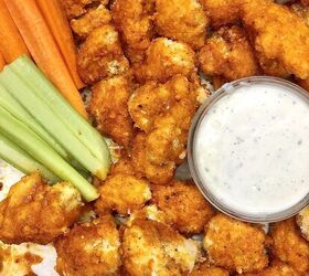 <u>31 fun snacks and dishes to serve on game day</u>