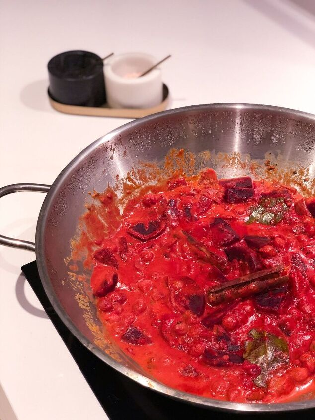 beetroot and chickpea curry