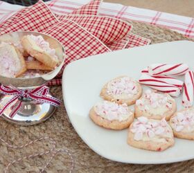 Calling all peppermint lovers! We've got your go-to cookies right here