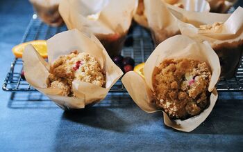 Cranberry Crumb Muffins