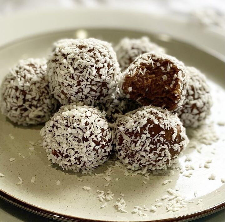 chocolate coconut rum balls