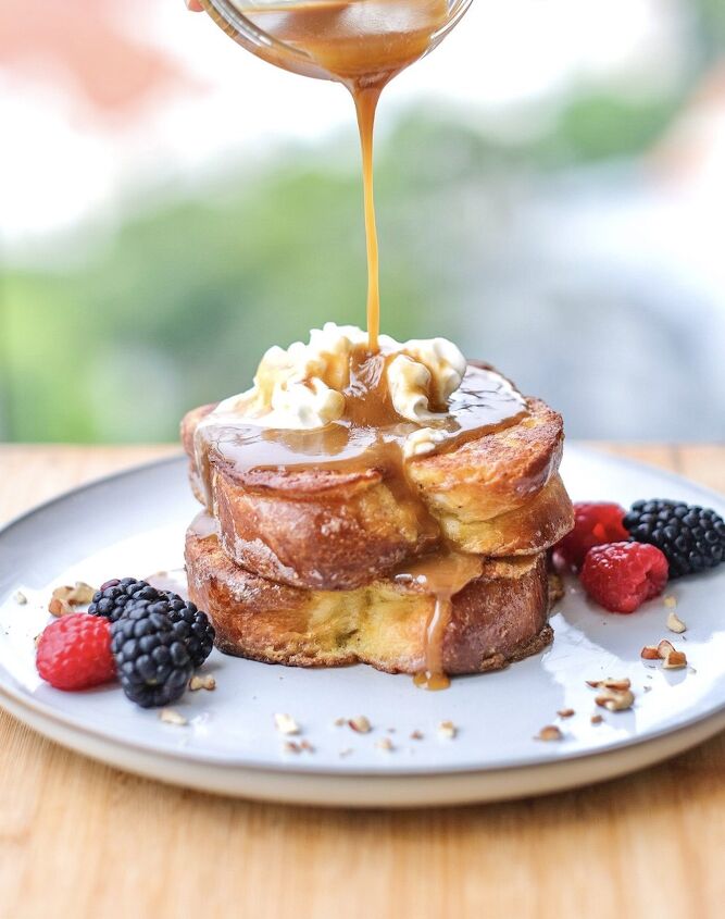 15 decadent french toast recipes to jumpstart your day, French Toast With Caramel Sauce