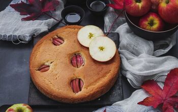 Delicious and Easy Apple Cake Recipe