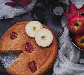 delicious and easy apple cake recipe