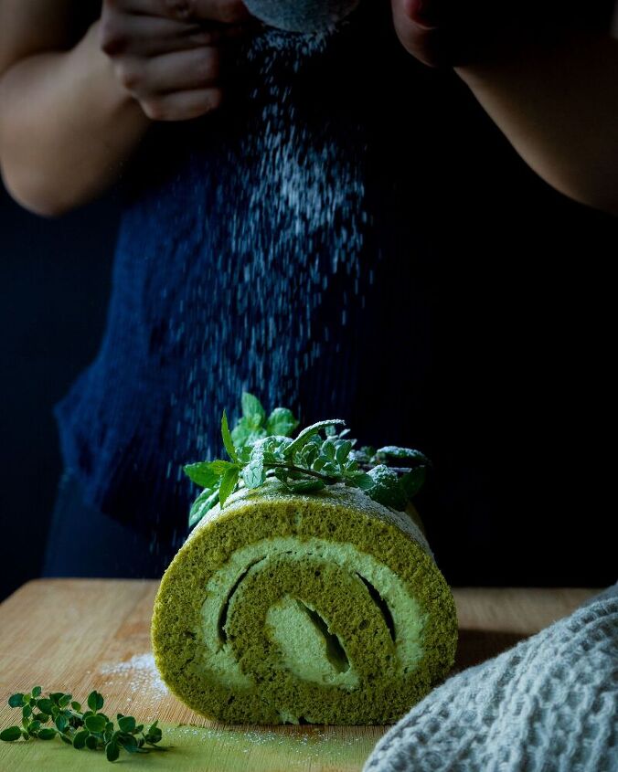 matcha swiss roll