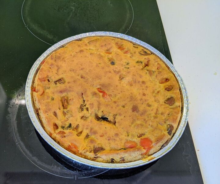 super easy mushroom and bell pepper quiche