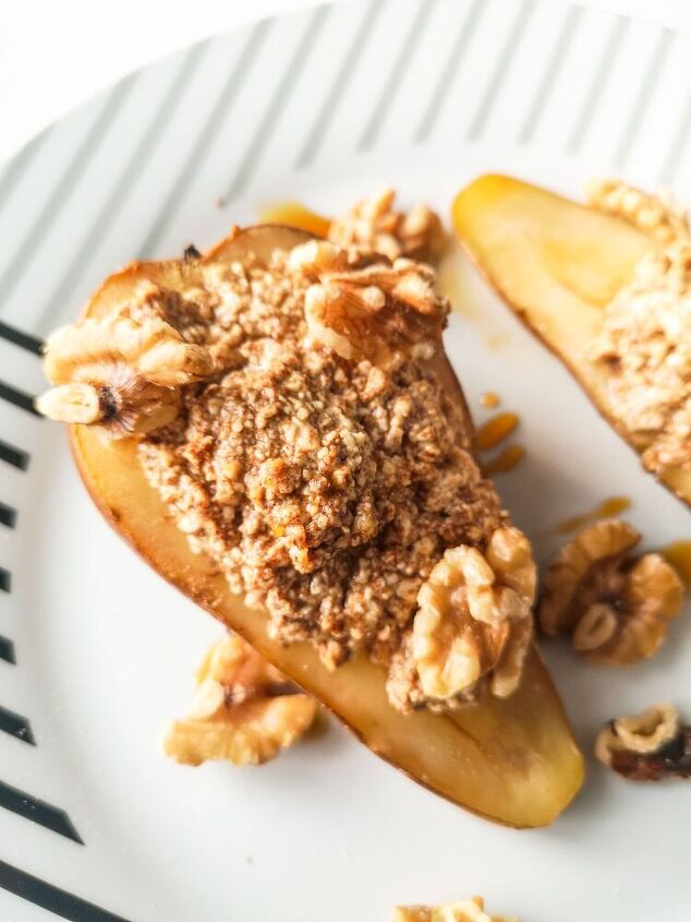 baked pears with cinnamon curd cheese