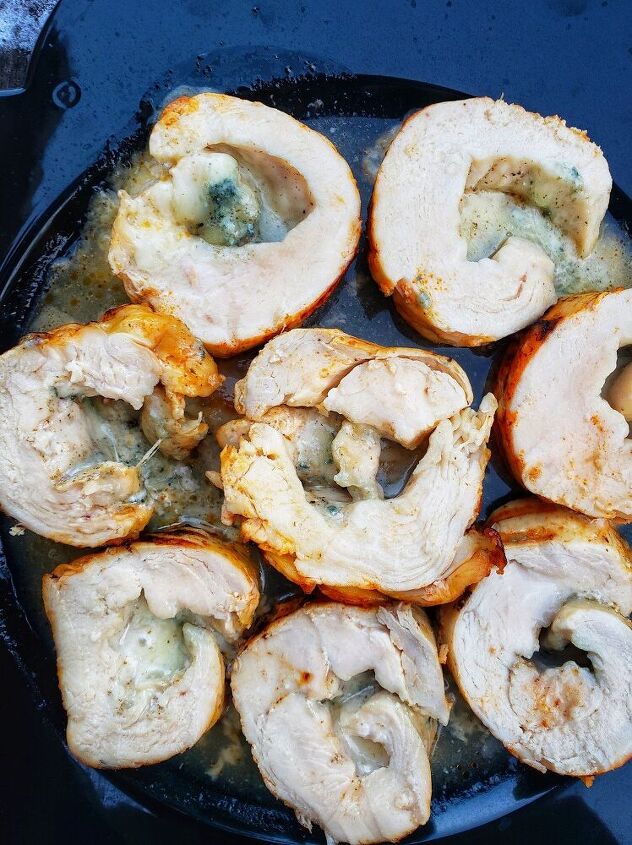 buffalo and blue cheese chicken roulades