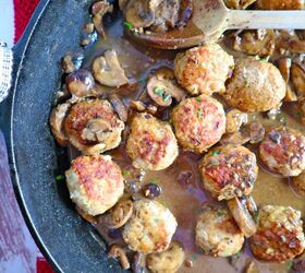 Skillet Mushroom Gravy Meatballs
