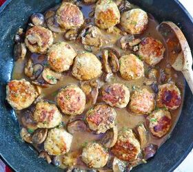 skillet mushroom gravy meatballs