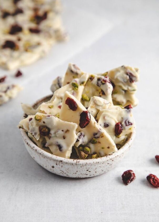 recipes that can help you fall asleep at night, 4 Pistachio Bark