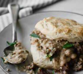 Traditional Biscuits and Gravy