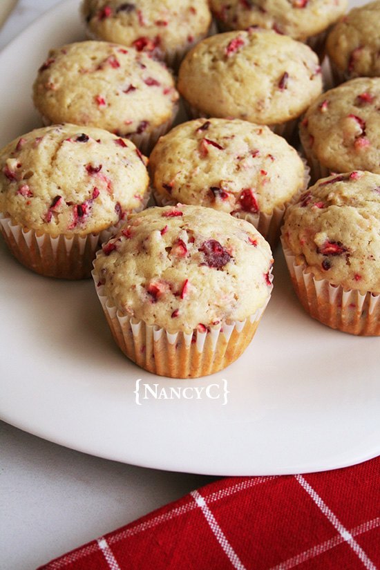 cranberry pecan muffins