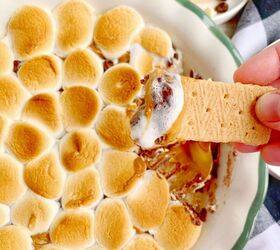 Gather 'round the table for some family-friendly s'mores-style fun!