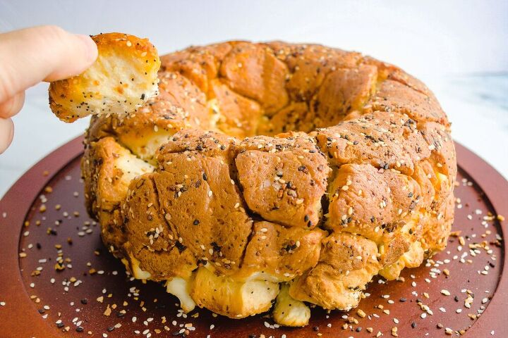 everything bagel bubble bread