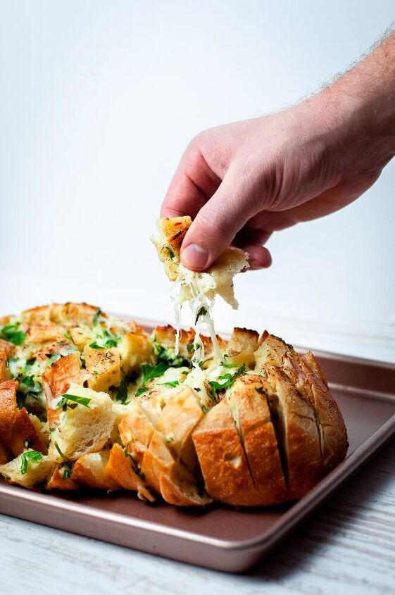 cheesy garlic herb butter pull apart bread