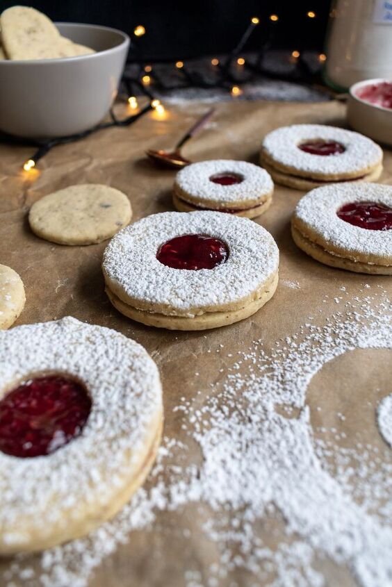 raspberry linzer cookies